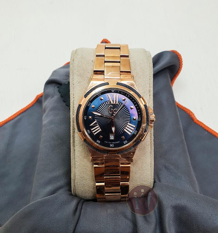 Montre GUESS Femme Acier Quartz GCY34007L9